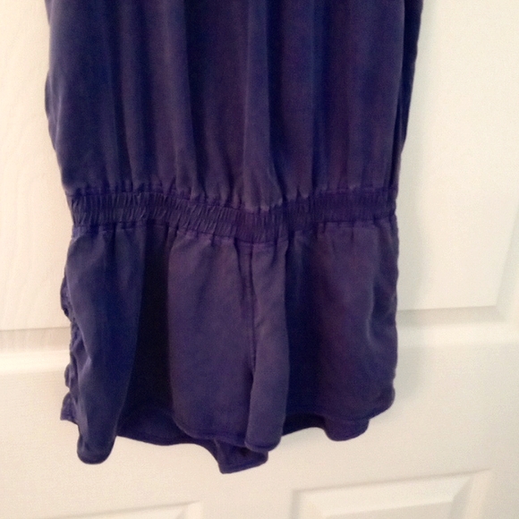 Stylish Lululemon Violet Halter Neckline Romper With Open Back - Picture 5 of 12